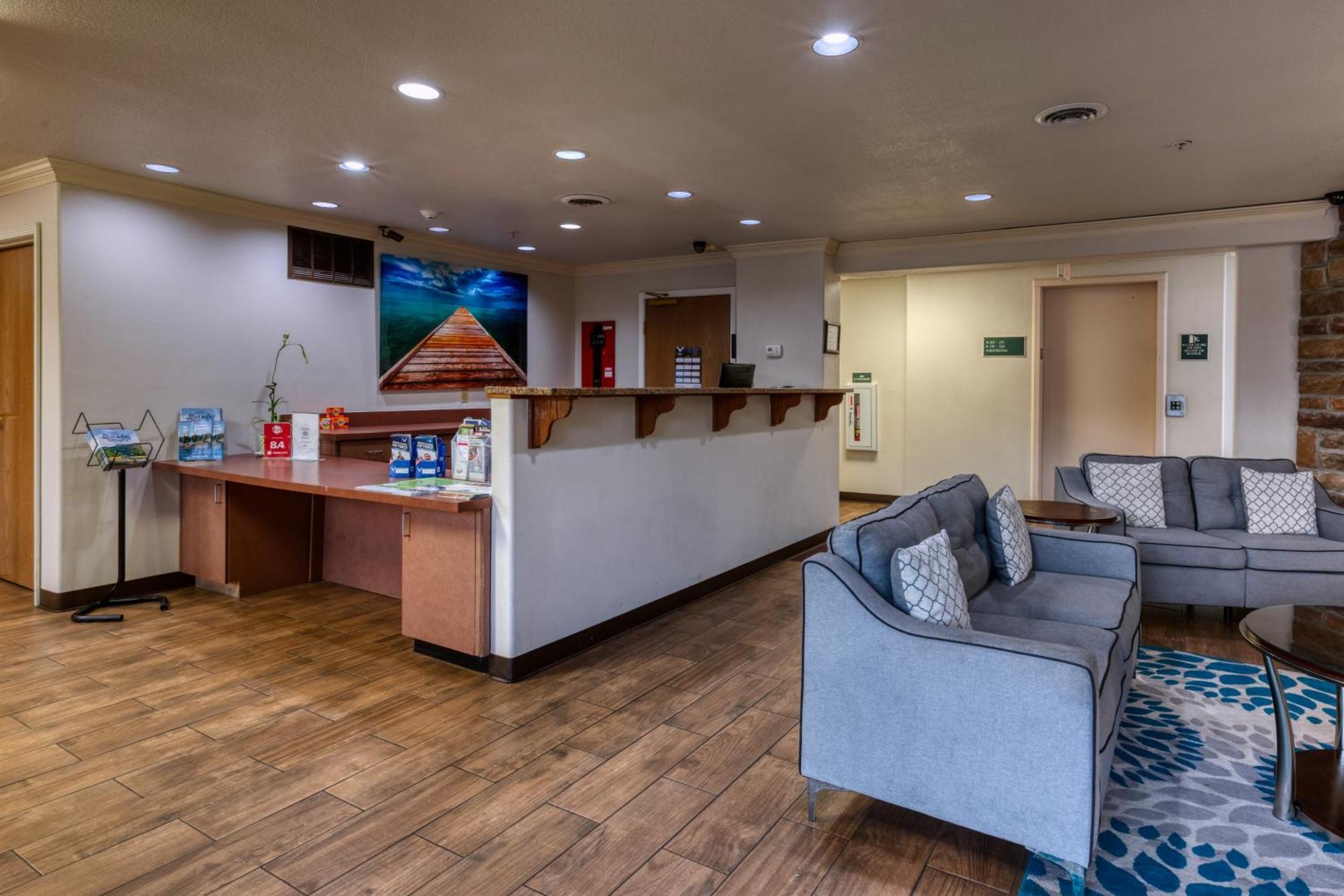 All Towne Suites Saint Robert Exterior foto